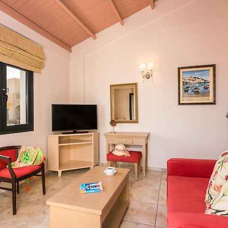 Pilot's Villas Luxury Suites Hersónissos Extérieur photo