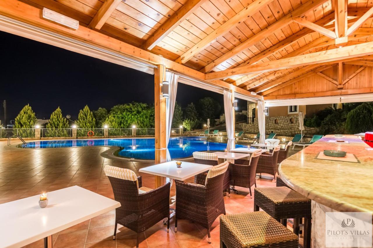 Pilot's Villas Luxury Suites Hersónissos Extérieur photo