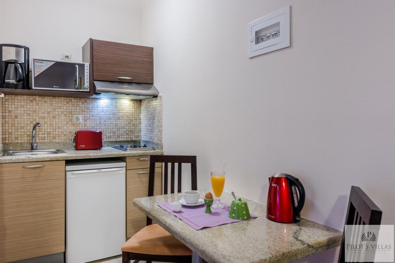 Pilot's Villas Luxury Suites Hersónissos Extérieur photo