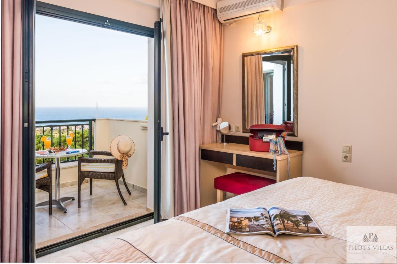 Pilot's Villas Luxury Suites Hersónissos Extérieur photo