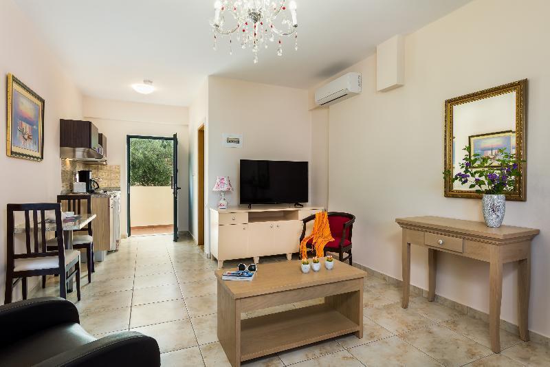 Pilot's Villas Luxury Suites Hersónissos Extérieur photo