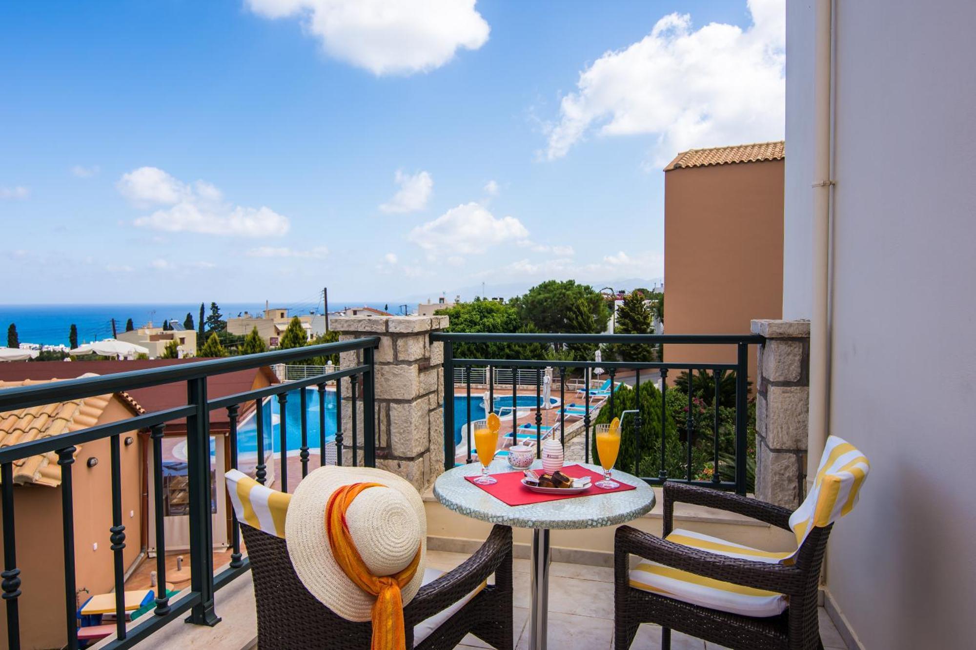 Pilot's Villas Luxury Suites Hersónissos Extérieur photo