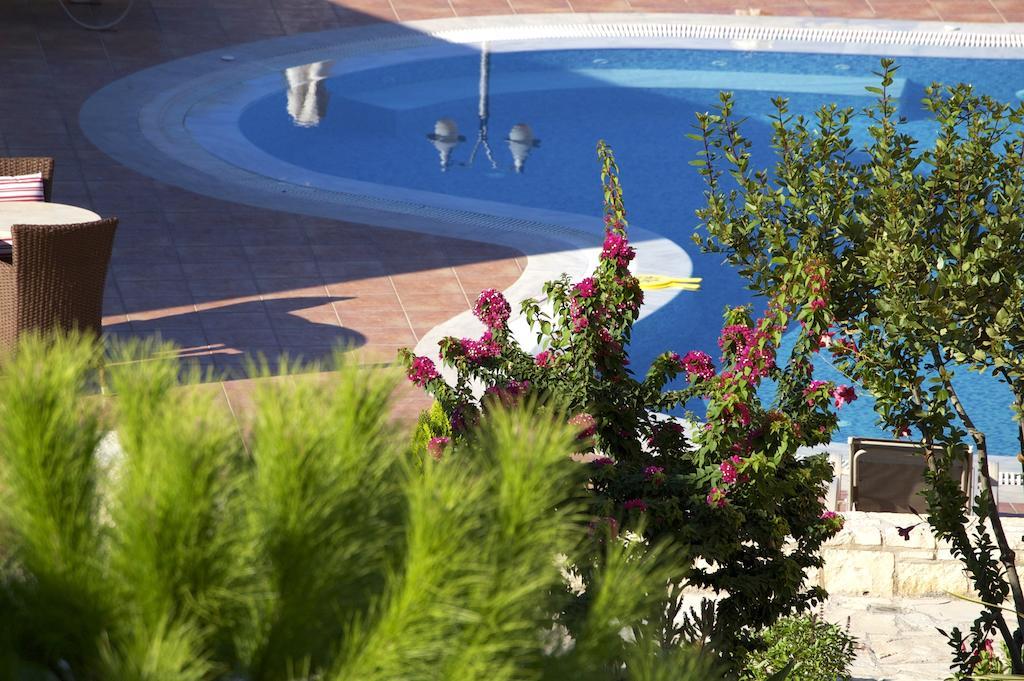 Pilot's Villas Luxury Suites Hersónissos Extérieur photo